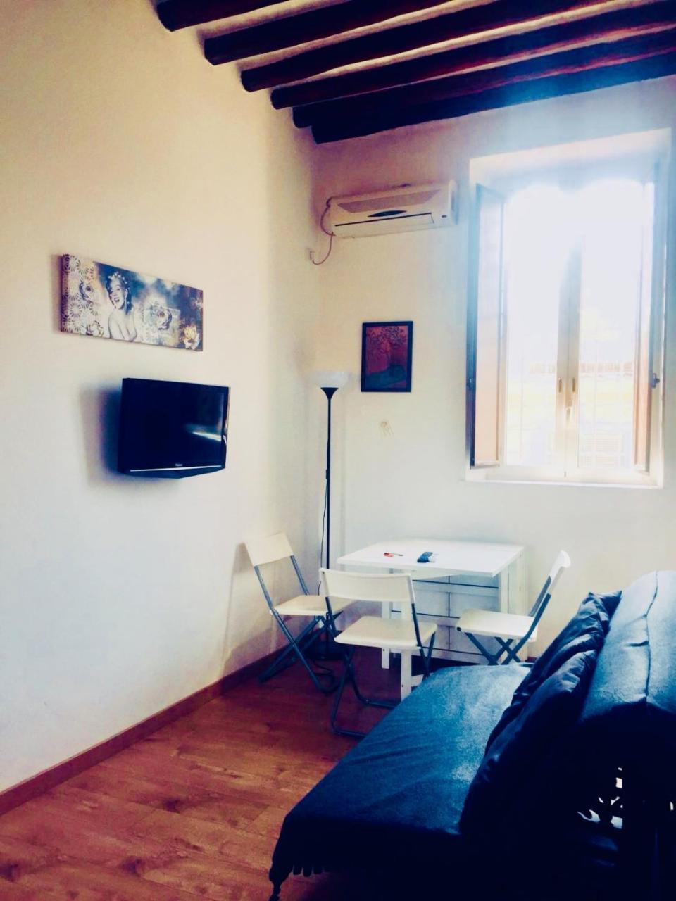 Scarpetta Apartment *